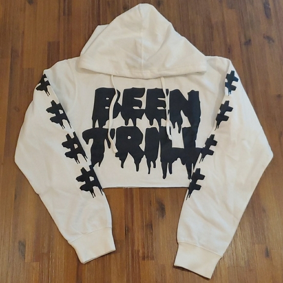 NWT Been Trill Women's Crop Hoodie - Picture 1 of 4